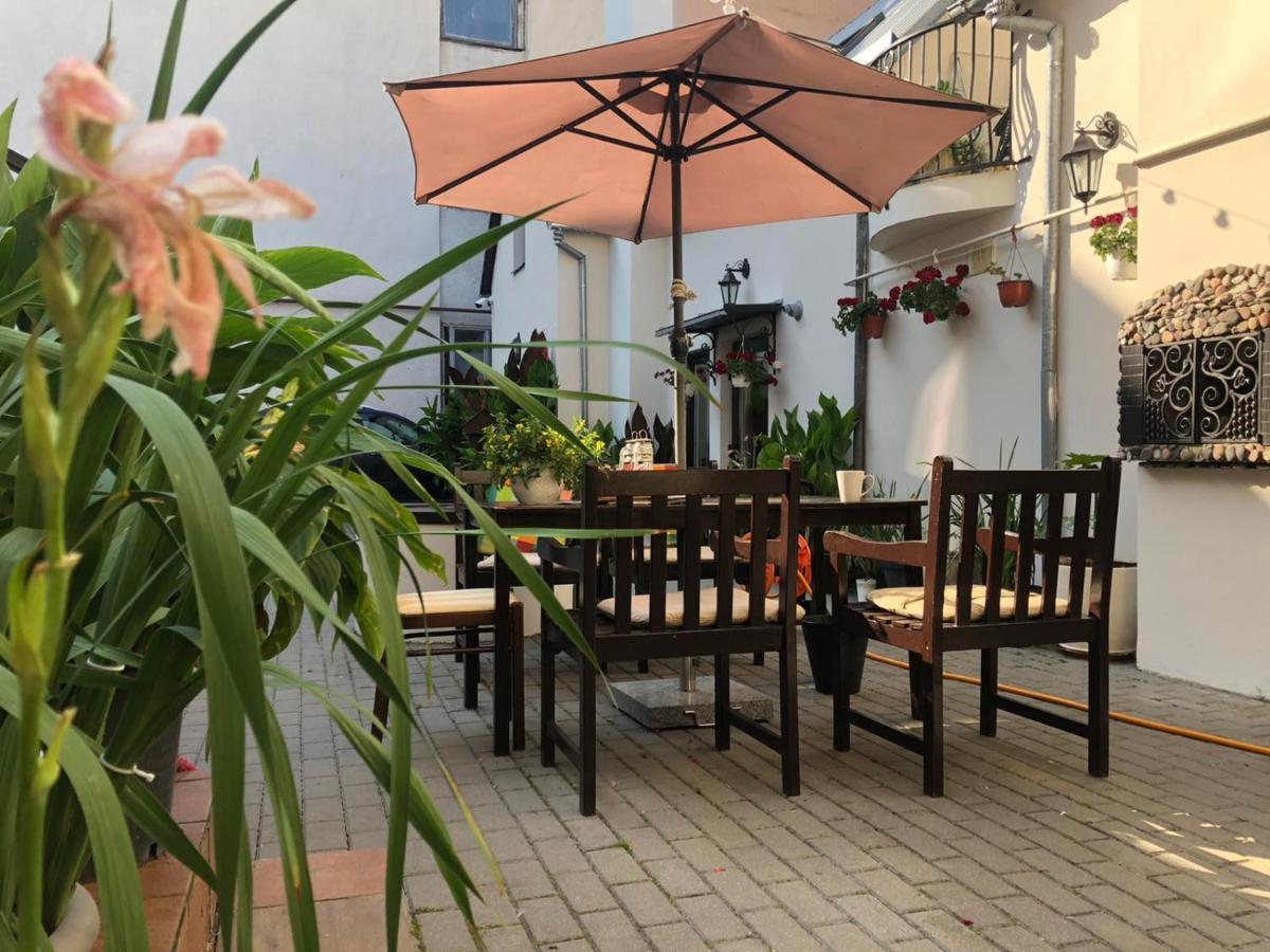 Guest House Nika - Cottages And Rooms In The Heart Of Palanga City Center Zewnętrze zdjęcie