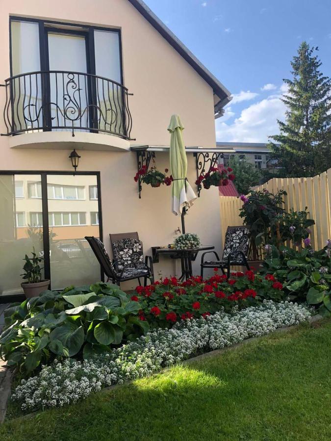 Guest House Nika - Cottages And Rooms In The Heart Of Palanga City Center Zewnętrze zdjęcie