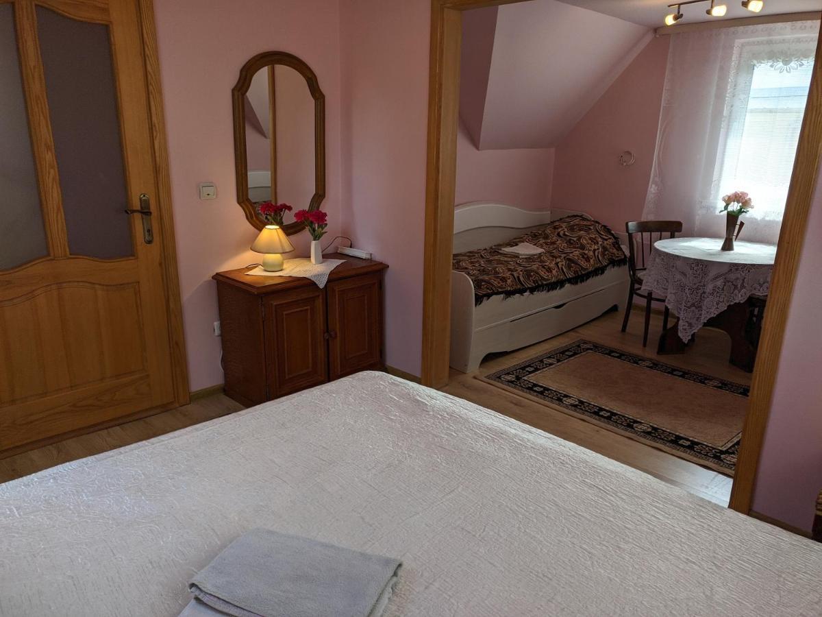 Guest House Nika - Cottages And Rooms In The Heart Of Palanga City Center Zewnętrze zdjęcie