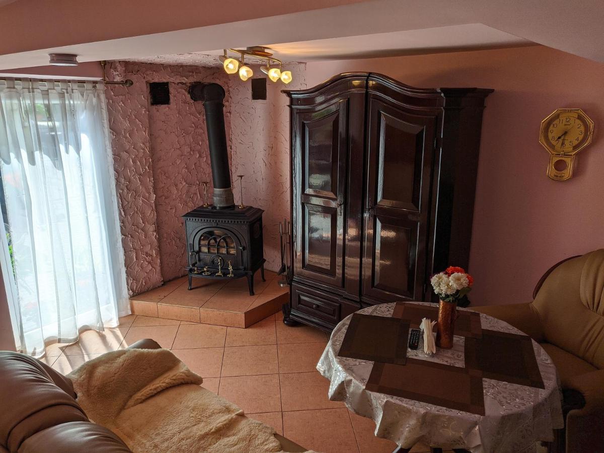 Guest House Nika - Cottages And Rooms In The Heart Of Palanga City Center Zewnętrze zdjęcie